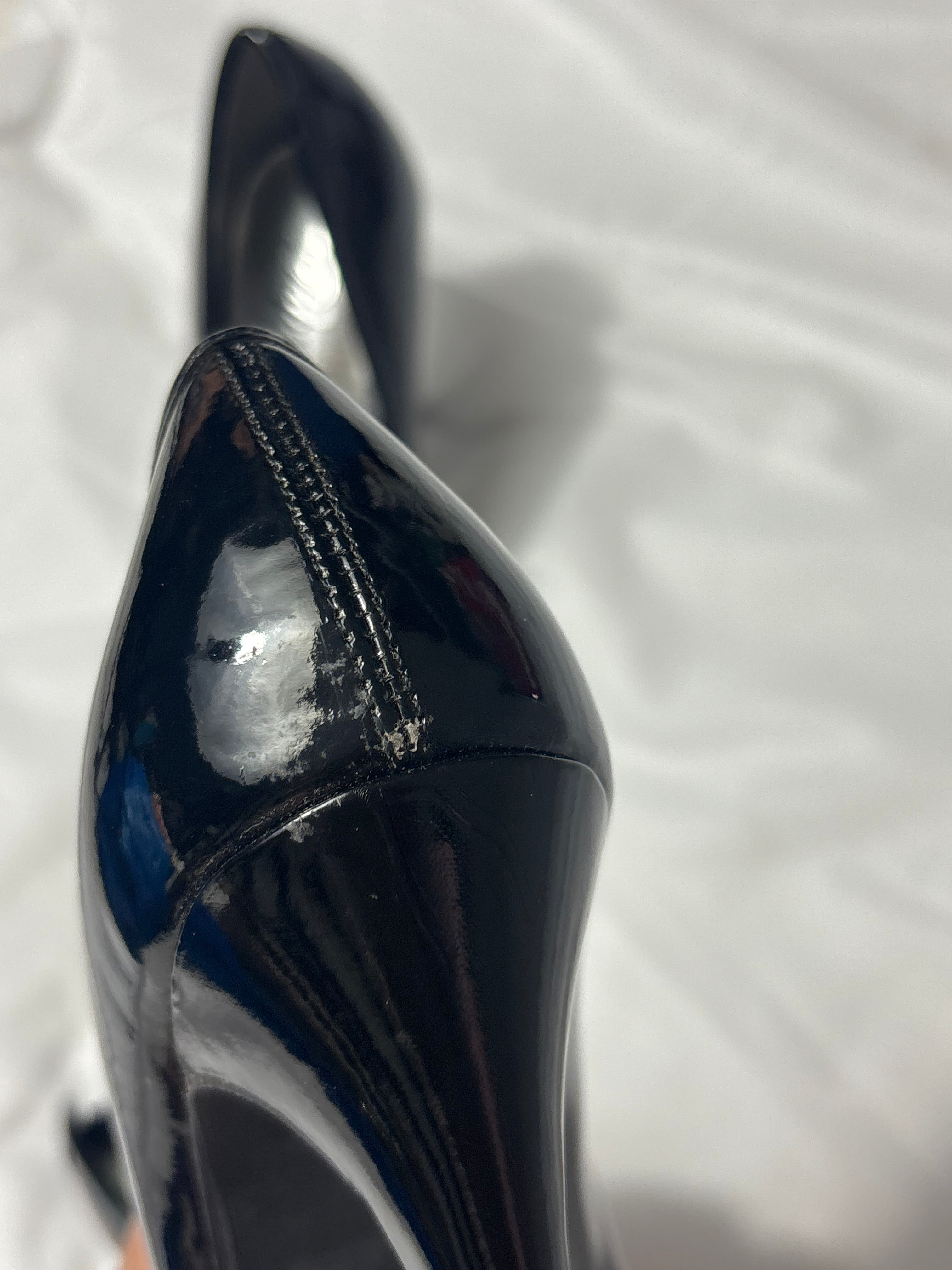 DEADSTOCK black pumps