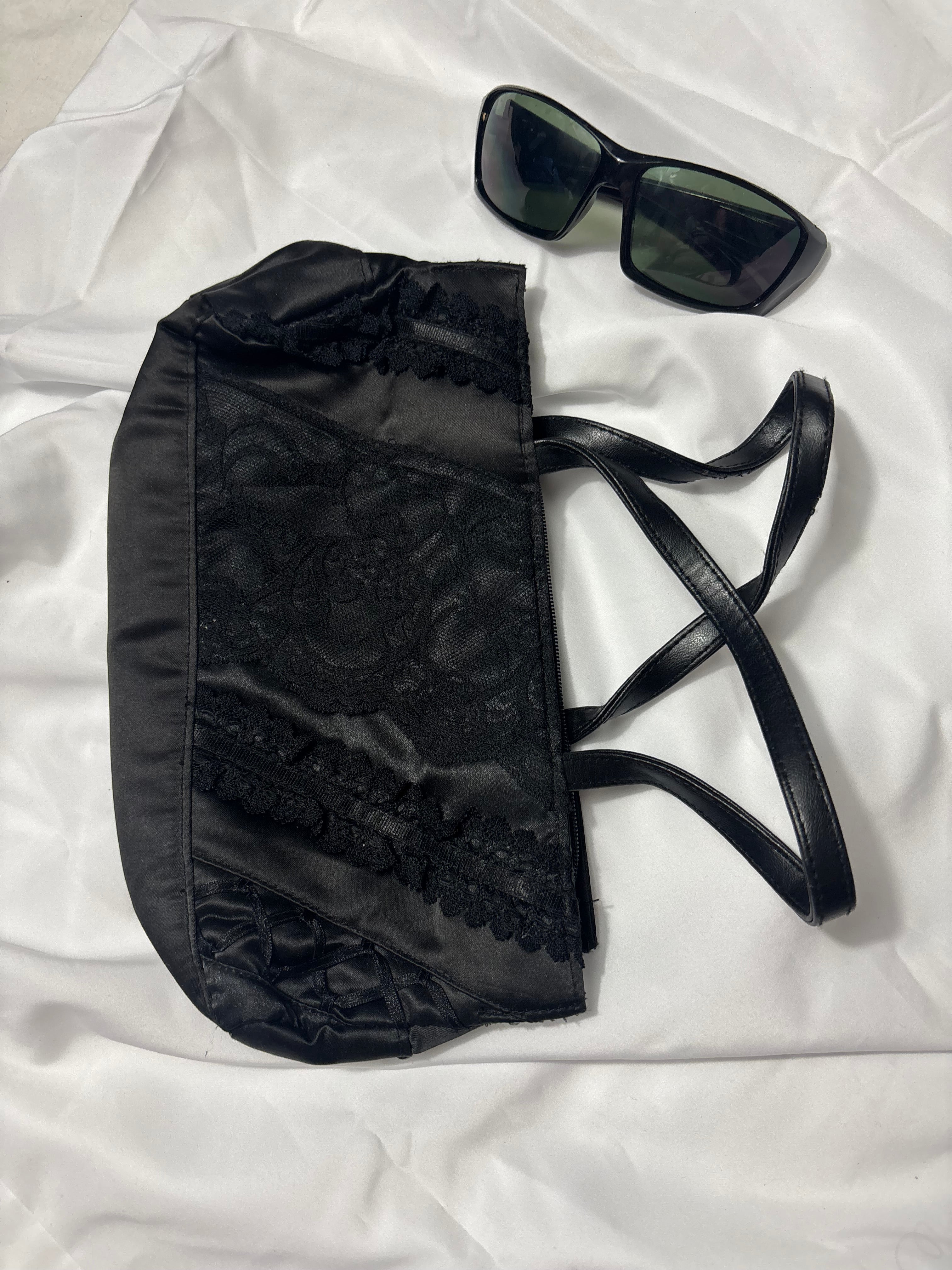 Black lace Vs purse
